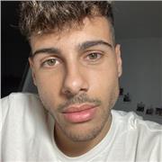 Estudiante de Ingeniería con experiencia en clases particulares de todas las edades. Especialidad en asignaturas de ciencias.